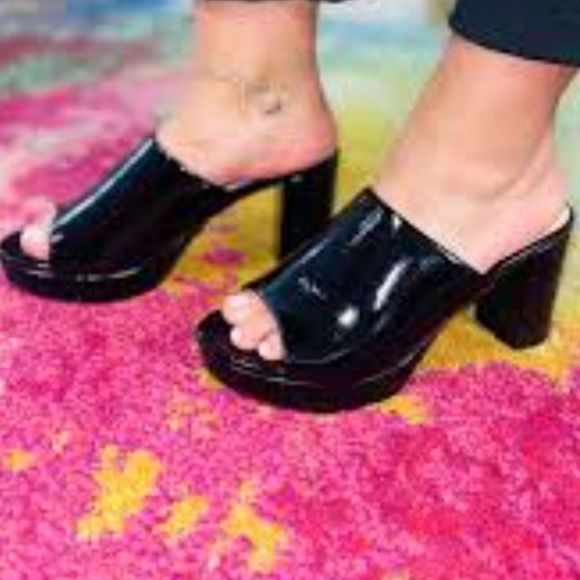 BRAND NEW WORTHINGTON WOMEN"S SINGLE BAND HIGH HEEL SANDALS - Picture 1 of 12